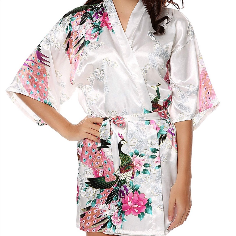 White peacock Bridal robe NWT